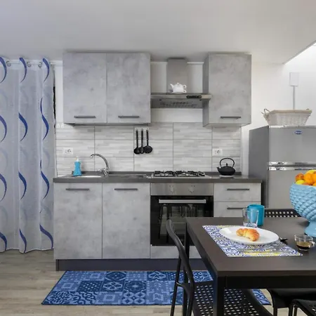 Blu Holiday home *